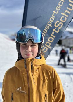 SchneesportSchule TVNeuhausenKlara